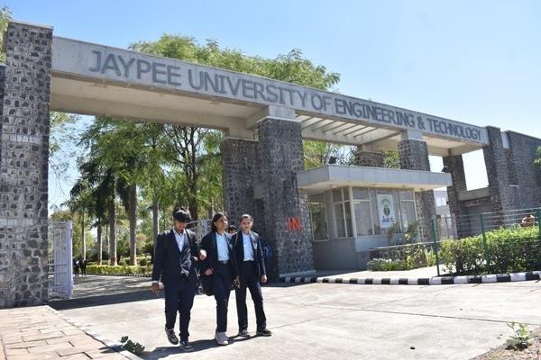 Jaypee University (JUET / JIIT)